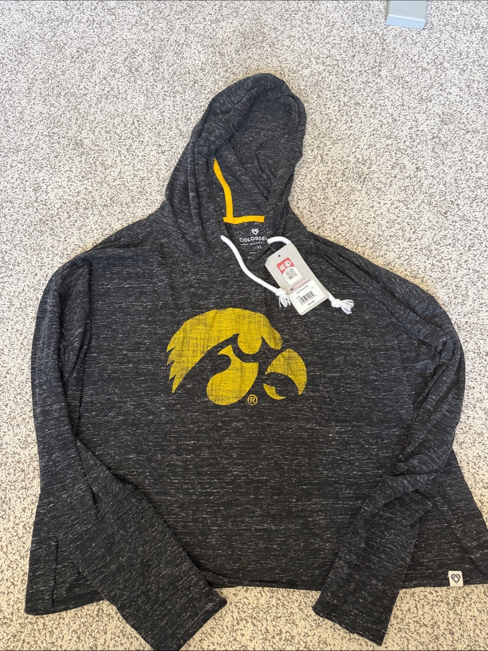 Colosseum Women’s Charcoal Crewneck Hoodie IOWA HAWKEYES NWT